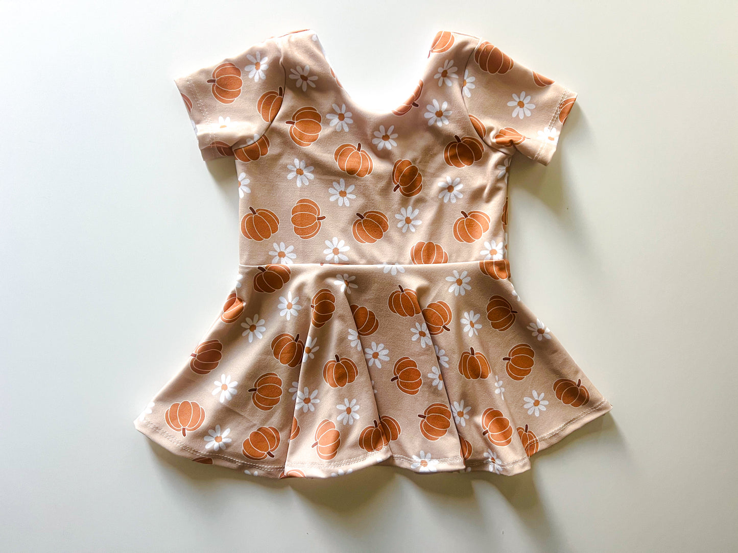 4t Pumpkin Daisy Peplum