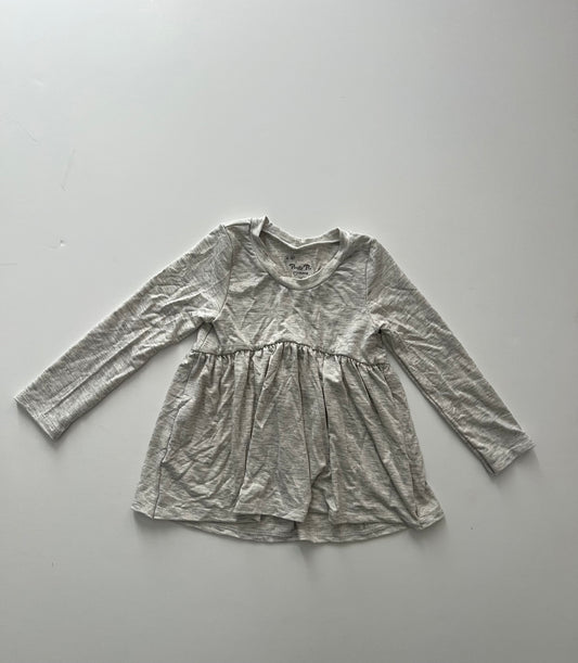 2t Long Sleeve Top